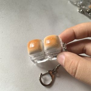 INNEWIN Caramel Bread Design Fidget Keychain DIY Keyboard Keys Button Button Keycap Keychain Relaxing Steamed Bread Finger Keyboard Cap Adult