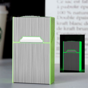 Bật lửa điện kiêm hộp đựng thuốc 20 điếu lớn phát sáng dạ quang