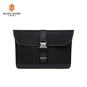 2025New✨ Arctic Hunter กระเป๋าคลัทช์ใบใหญ่ กระเป๋าถือใส่หนังสือ Tablet แบบใหม่ล่าสุดผ้ากันน้ำ รุ่น GWB00820