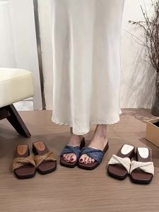 Thick-Soled Square-Toed Slip-On Sandals For Women Summer Outdoor Wear 2026 New Model Suitable For Pairing With Skirts Wedge Sandals