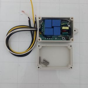 Công tắc điều khiển từ xa 4 kênh 220V (có học lệnh)