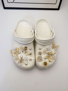 26Pcs/Set Crocs Charms 3D Gold Foil Butterfly Set Detachable Pearl Shoe Chain DIY Shoe Flower Buckle for Crocs
