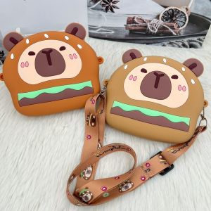 ROB TOY การ์ตูน กระเป๋าสะพายข้างคาปิบารา กระเป๋าสตางค์ ไม่ซึมน้ำ กระเป๋าเหรียญเด็กขี้แหวก ลำลอง สายรัดปรับได้ กระเป๋าสะพายซิลิโคน สำหรับเด็ก