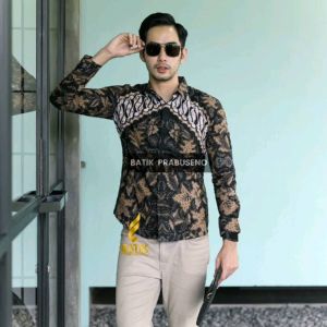 Baju Batik Pria Asli Prabuseno Kemeja Lengan Pendek Slimfit Katun Printing Furing Motif Kusuma Yudha Modern Premium Atasan Hem Cowok Dewasa Pakaian Formal Resmi Seragam Kerja Kantor PNS Guru Terbaru Keluarga Pesta Kondangan Pernikahan