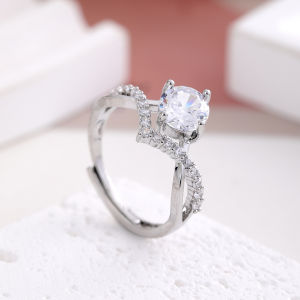 Light luxury open ring European and American temperament internet celebrity V couple ring Adjustable W/Free box
