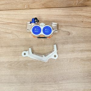 Heo Dầu 81 CNC 4 Piss Thailand kèm pát Ab 2013-2023 đĩa 220mm màu xanh