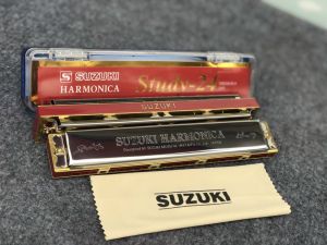 Kèn Harmonica Tremolo Suzuki Winner Key C W16 ( 16 Holes ) & W24 ( 24 Holes ) - Thăng Long Music