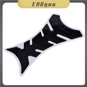 EHBqna แผ่นรองถังคาร์บอนไฟเบอร์สติกเกอร์ป้องกันแผ่นรองถังลายก้างปลาสำหรับรถจักรยานยนต์