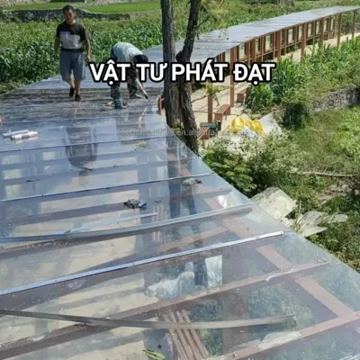 Tấm nhựa poly đặc cao 1m22 x dày 2li3 x dài (1m đến 5m) poly lấy sáng màu trắng trong dùng che mưa lấy sáng giếng trời. ..