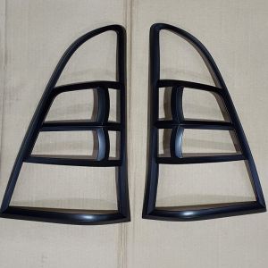 New Garnish lampu hitam doff lampu belakang Grand Innova 2012-2015