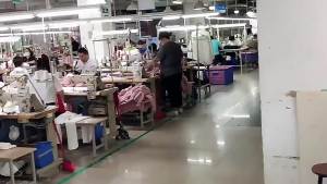 Essentials Childrens Parent-Child Outfits FOG Loose Fit for Autumn and Winter 1977 Round Neck Long Sleeve Sweatshirt Childrens Clothing Premium Wholesale