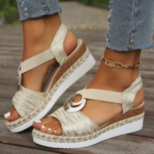Plus Size WomenS Sandals With Metal Buckle Decoration Rope Wedge Heel Light Sole Peep-Toe Sandals