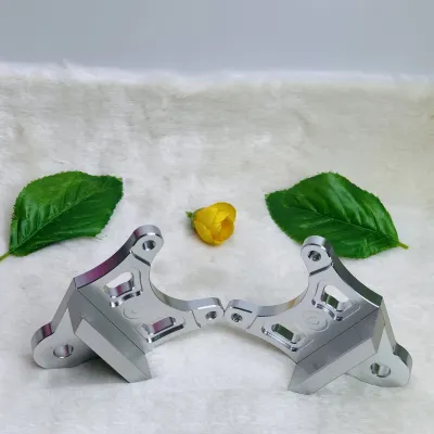 Pas nhôm CNC bắt heo Nisin Brembô 2 Pis dùng cho thắng đĩa sau Ex135 Ex150 raider Sonic Satria Winner đi đĩa zin