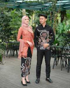Couple Kaluna Series Kebaya dan Kemeja Batik Outfit Engagement Wisuda Setelan Kondangan Modern