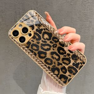Fashionable retro leopard print glass phone case suitable for iPhone 17 16 15 14 13 12 11 Pro/Max/Plus shockproof back cover
