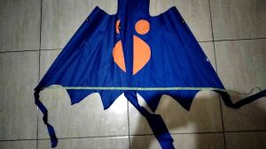 Ready stock!! Layangan kelelawar ukuran besar / Layangan pantai kelelawar bahan parasut