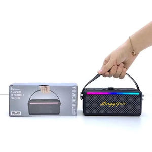 Bluetooth ลำโพงบลูทูธ ลำโพงพา มีหูหิ้ว เสียงดี เบสแน่น รุ่น M82