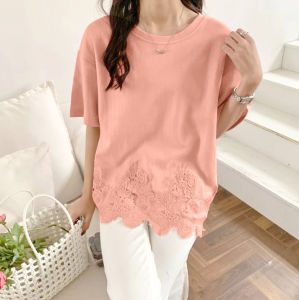 LHMonday สินค้ามาใหม่ เสื้อผญ🍭 คอกลม เสื้อยืด 🌺 มี 4 สีสวยๆให้เลือกตำ🌈 ลุคชิลๆในร้านกาแฟ ลุคทำงานออฟฟิศ เรียบง่ายและหลากหลาย✨