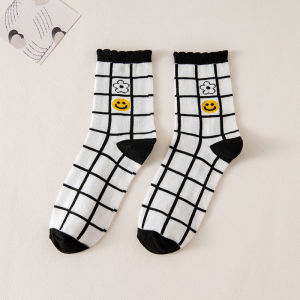 FSKS116 Kaos Kaki Panjang Wanita Kaos Kaki Karakter Hitam Putih