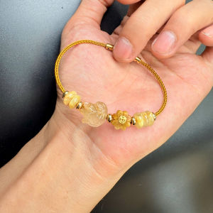 vòng tay nữ cỏ 4 lá thạch anh tóc vàng tự nhiên vip đính xu kim tiền vàng tây mix hồ ly và đồng điếu thạch anh tóc vàng vip vòng tay đá phong thủy hợp mệnh thổ mệnh kim trang sức thiết kế đủ hóa đơn thẻ bảo hành