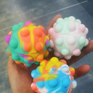 ของเล่นซิลิโคนสีรุ้งลูกบาศก์คลายเครียด3D ของเล่นของเล่นบีบอัดของเล่นเพื่อผ่อนคลายความเครียดของเด็ก