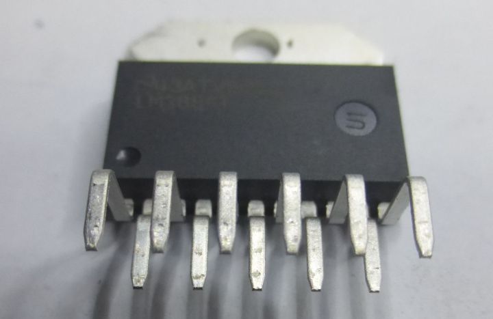 LM3886 is a high-performance audio power amplifier capable of