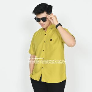 TREND COWOK 2025 Kemeja polos pria dewasa black matte lengan pendek Hem pria bahan katun premium Kemeja hitam polos pria