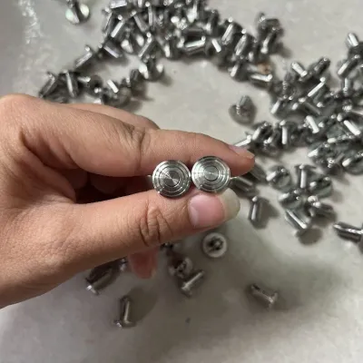 Nút bấm dàn áo inox 304