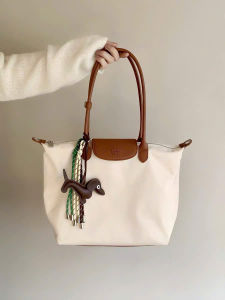 Túi Tote CHl02 Chính Hãng kèm Charm Form Túi Trẻ Trung Size 36cm (Auth tuồn)