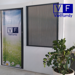 Rèm tổ ong cách nhiệt Vietfamily lắp cửa sổ