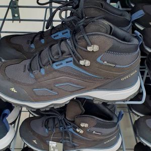 QUECHUA รองเท้าหุ้มข้อผู้ชายกันน้ำสำหรับใส่เดินป่า รองเท้าเดินป่า เดินบนภูเขารุ่น MH100 รองเท้าผู้ชาย