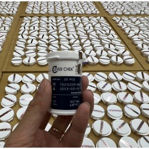 Que thử đường huyết Clever Chek TD 4230 lọ 25 que kèm 25 kim lấy máu