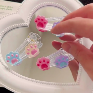 Jelly Feeling Cat Paw Shape Hair Clip for Hot Girls Hair Barrettes Clear Ponytail Bangs Hair Barrettes for Teens Girls