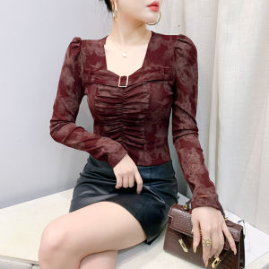 Yimei 2025 Mùa Xuân Mới Nhăn Thiết Kế Bong Bóng Kiểu hoài cổ dài tay hoa văn da báo T-Shirt Của Phụ Nữ lưới đàn hồi Áo sơ mi mặc trong Đẹp Cổ Vuông Hàng Đầu