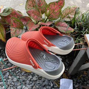 รองเท้าแตะ Cro M4-M11 รองเท้าแตะหัวโตพ CroSs Lite Ride Clog หิ้วนอก ถูกกว่าshop รองเท้าชายหาด