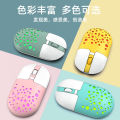 Chuột không dây Bluetooth, 2.4G Bộ thu không dây + Kết nối Bluetooth, đèn LED, im lặng, có thể sạc qua USB, tương thích với tất cả & điện thoại & máy tính xách tay & máy tính. 
