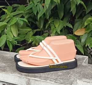 SANDAL WANITA SENDAL SANTAI KARET JELLY PEREMPUAN BALANCE 2028