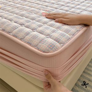 Breathable Soft Mattress Cover Fitted Sheet Antibacterial Anti-Mite All-Season Mattress Protector Non-Slip Silent Single/Double