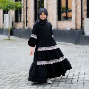 Fatih dan Firra - Lalita Gamis Hitam Anak Perempuan: Tampil Shaliha Penuh Percaya Diri Bahan Polyrayon