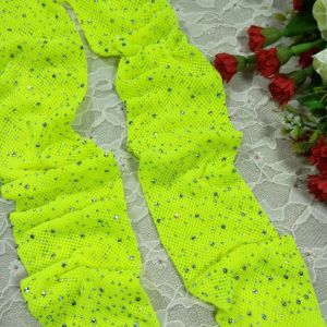 Tất Lưới Với Họa Tiết Đính Đá Siêu Quyến Rũ Với Nhiều Màu Săc Tha Hồ Cho Chị Em Lựa Chọn Để Phối Đồ