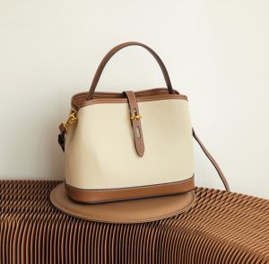2024 Autumn and winter womens bags bucket bags crossbody bags niche design high-end mother-daughter bags handbags shoulder bags for women