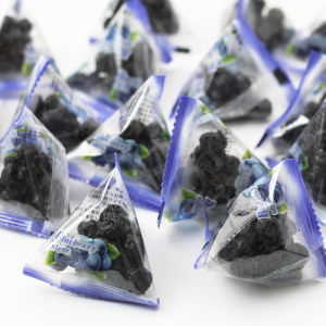 Tai Zouxin Wild Dried Blueberries Northeast Specialty Dried Blueplum Fruit Blueberry Snacks Dried Fruit Triangle Pack Bulk