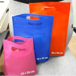 Tas Spunbond Goodie Bag Model Handle Lipat Samping Uk Sedang Besar Jumbo Totebag Paperbag Kain Tebal