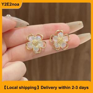 【Local shipping】 Fashion Earrings Jewelry Korea Alloy Crystal Pearl Flower Stud Earrings For Women