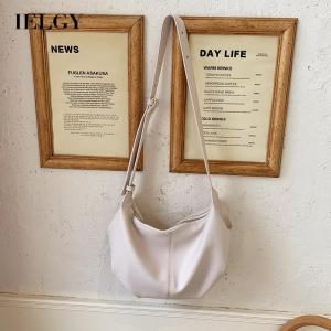 IELGY Black Diagonal Minimalist Retro Folds Dumplings Womans bag All-match One-shoulder