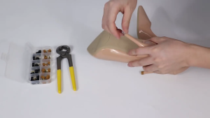 Antiskid Shoe Heel Tips TPU High Heel Protectors Caps Set with Removal Pliers For Women Shoe Repair Kit Accessories