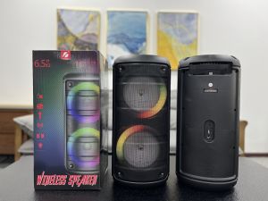 (รับประกัน พร้อมส่งจากทม) ลำโพงบลูทูธเบสหนัก 6.5 นิ้ว × 2 นิ้ว เสียงดี KTS-1298 ลำโพงมีไฟ LED ขนาด รองรับไมโครโฟน แบตเตอรี่ทรงพลัง ฟังก์ชั่นครบครันสุดๆ  ลำโพงบคาราโอเกะ