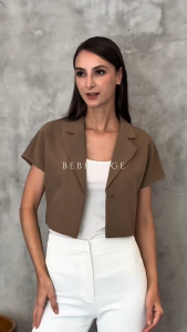 BebeBeige Short Blazer Beige