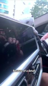 2024 New x9C wireless charge 360 ° rotatable vacum car holder for iPhone Samsung Xiaomi magnetic car mount vacuum phone holder