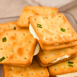 [Ăn vặt ngon] Combo 1000g Bánh quy Nougat/ Bánh quy kẹp kem nhân Phô mai /Bánh quy hành vị pho mai thơm ngon dưỡng chất